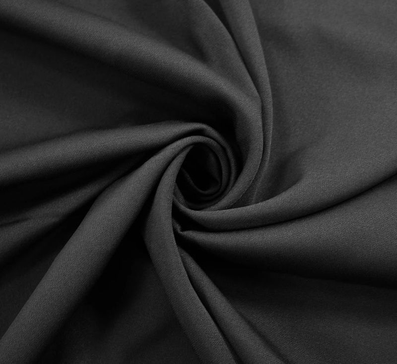 Preto 194005 PRETO | (19-4005) | 41, 41, 41