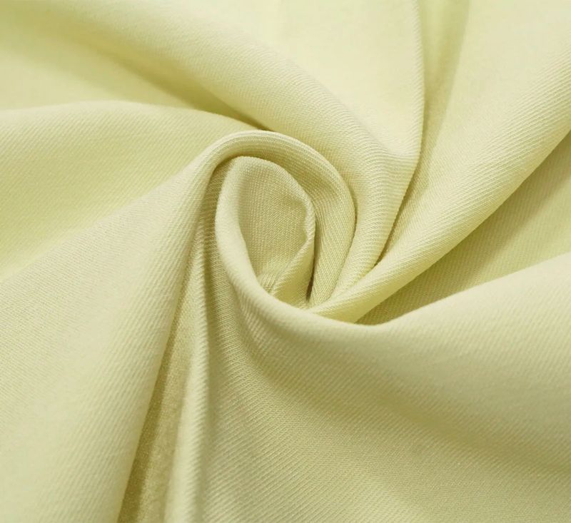 Amarelo Beb 120806 005 - AMARELO BEBÊ | (12-0806) | 236, 226, 188