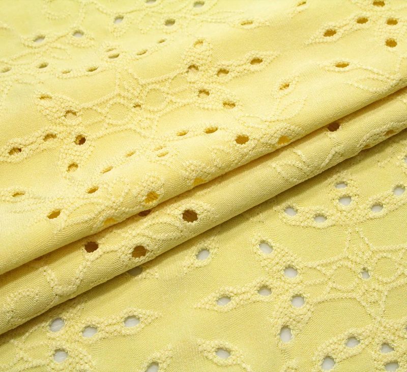 Amarelo Beb 130822 005 - AMARELO BEBÊ | (13-0822) | 237, 213, 158