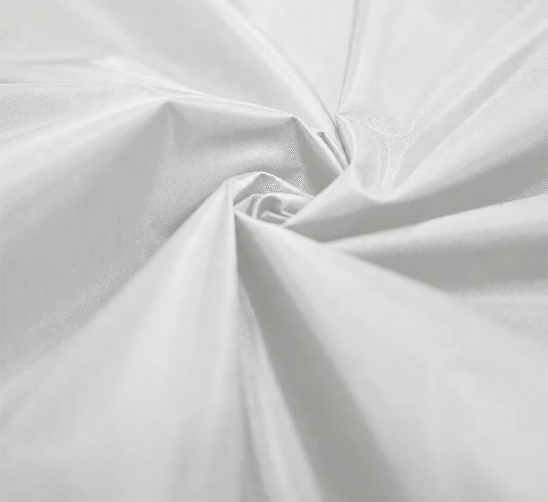 Branco 110601 001 - BRANCO | (11-0601) | 255, 254, 255
